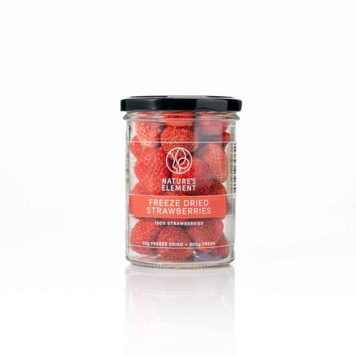 Premium Freeze-Dried Strawberries Jar 25g – 100% Natural & Crunchy Glass jar filled with premium freeze-dried strawberries, showcasing their bright red colour and crispy texture—ideal for healthy snacking, baking, and smoothie toppings.