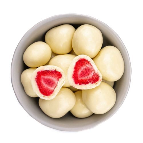 A gourmet treat of freeze-dried strawberries coated in premium white chocolate, offering a perfect balance of sweetness, crunch, and creaminess—ideal for snacking, gifting, and special occasions.